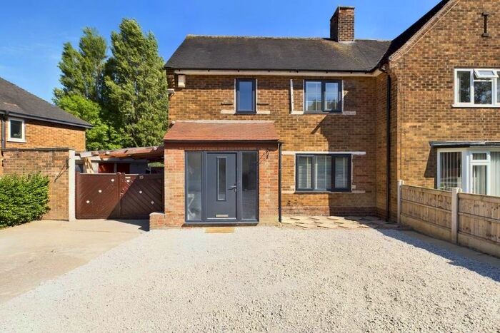 3 Bedroom Semi-Detached House To Rent In Fernwood Crescent, Wollaton, Nottingham, NG8