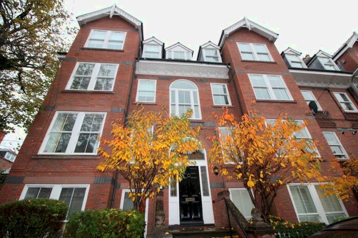 2 Bedroom Flat To Rent In Pelham Grove, Aigburth, L17