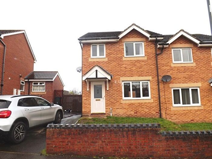 3 Bedroom Property To Rent In Shirland Close, Sheffield, S9