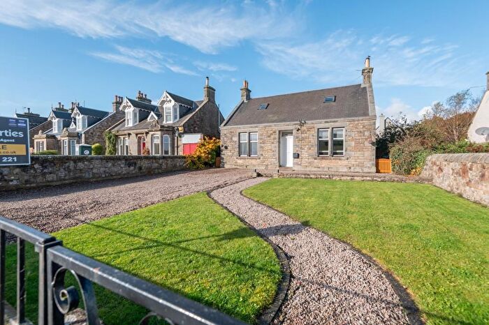 4 Bedroom Cottage For Sale In Rumdewan, Kingskettle, Cupar, KY15