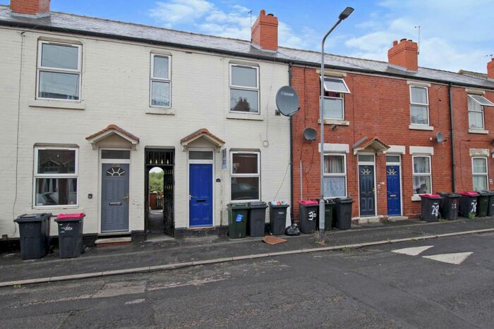 3 Bedroom Terraced House To Rent In Hardwicke Road, Rotherham, South Yorkshire, S65