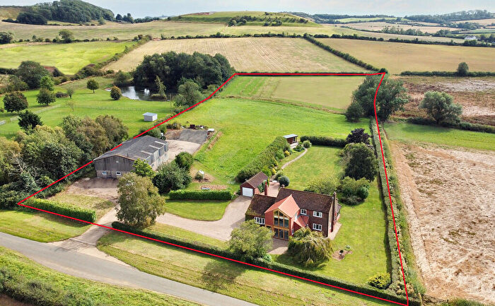 4 Bedroom Detached House For Sale In Rowgate Hill, Scamblesby, Louth, LN11