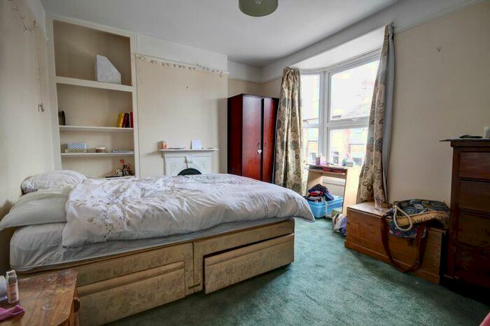 3 Bedroom Terraced House To Rent In St Leonards Avenue, Exeter, EX2