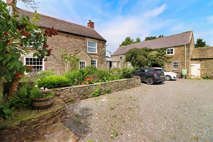 3 Bedroom Semi-Detached House For Sale In Netherfield Lane, Wadshelf, Chesterfield, S42