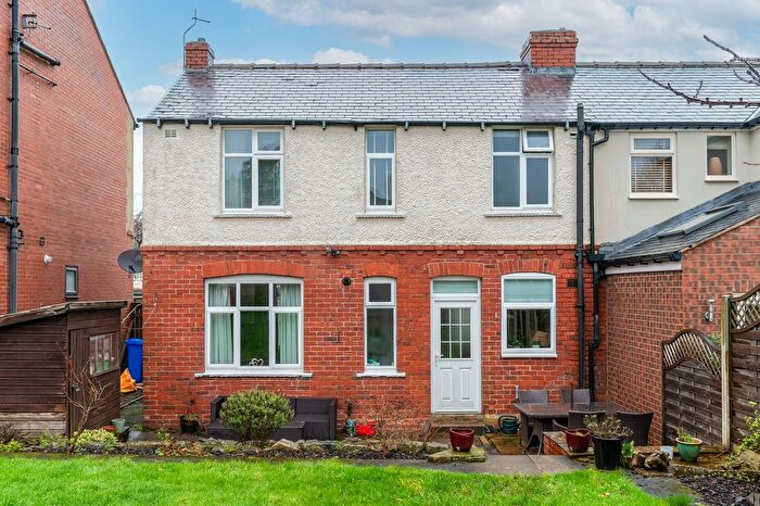 3 Bedroom Semi-Detached House For Sale In Bents Green Avenue, Bents Green, S11