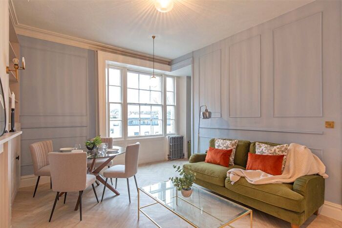 1 Bedroom Flat For Sale In St. Pauls Road, Clifton, Bristol, BS8