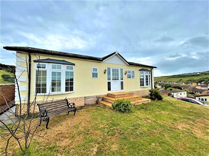 2 Bedroom Park Home For Sale In The Drive, Court Farm Road, Newhaven, BN9
