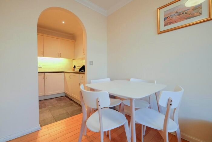 1 Bedroom Apartment To Rent In Walkers Lodge, Manchester Road, Isle Of Dogs, E14