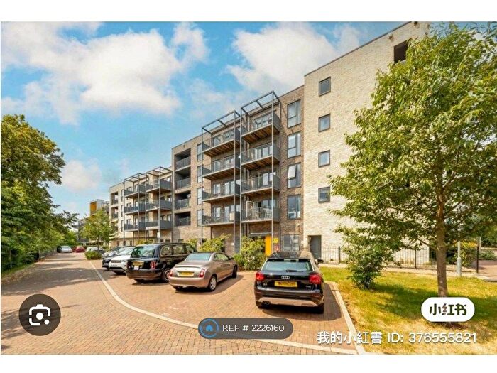 2 Bedroom Flat To Rent In Globe Court, London, NW9