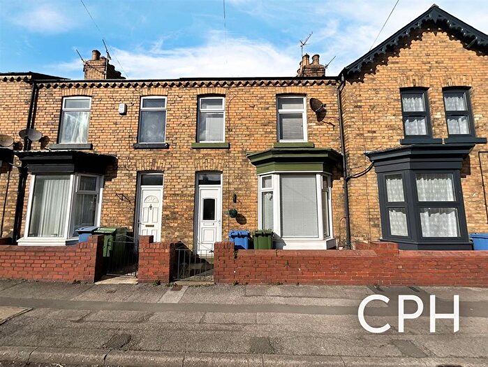 2 Bedroom Terraced House For Sale In Wykeham Street, Scarborough, YO12