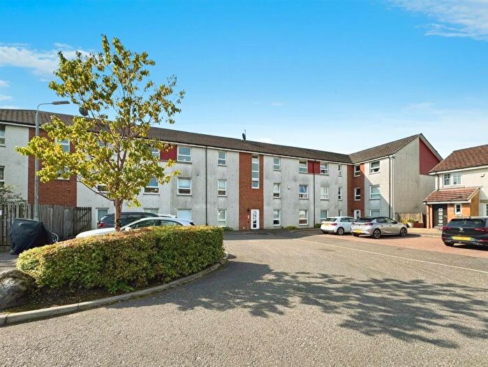 2 Bedroom Flat For Sale In Antonine Gate, Duntocher, Clydebank, G81