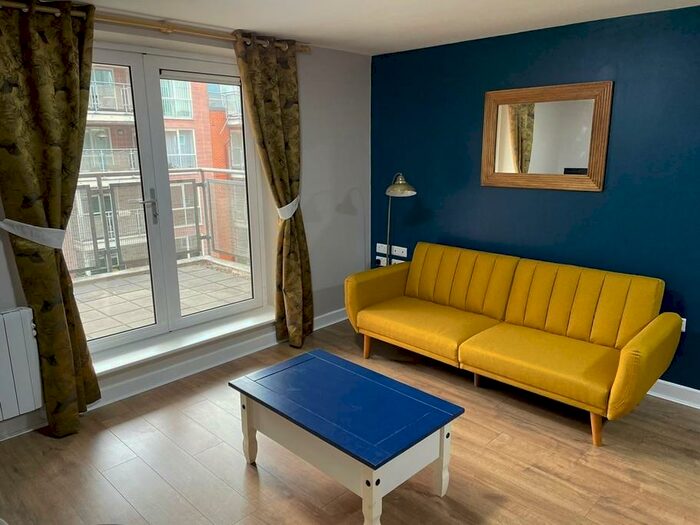 2 Bedroom Apartment To Rent In Warstone Lane, Birmingham, B18