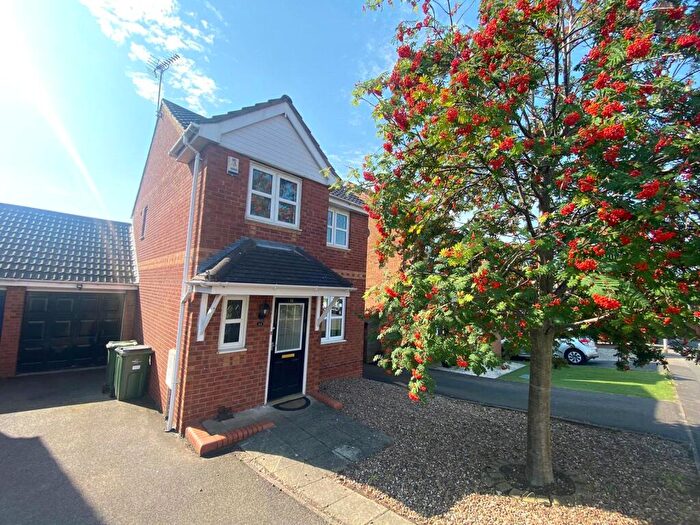 3 Bedroom Link Detached House To Rent In Seaton Road, Thorpe Astley, Braunstone, Leicester, LE3