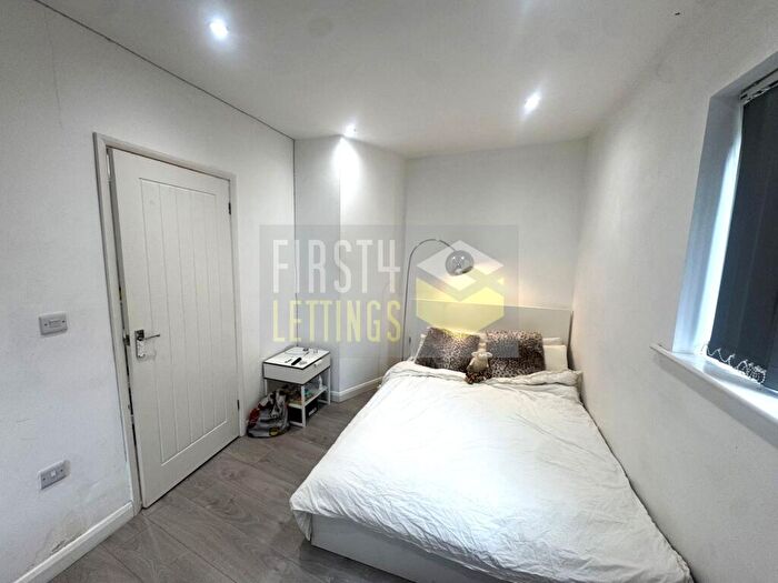 Studio To Rent In Aylestone Road, City Centre, LE2