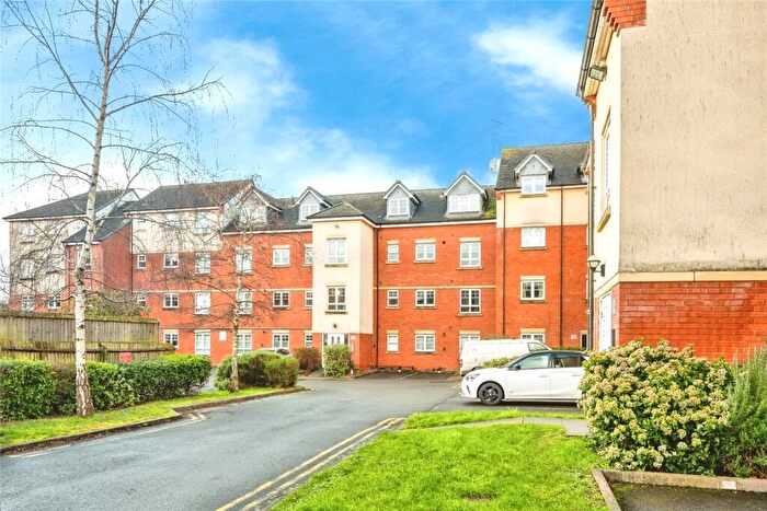 2 Bedroom Flat For Sale In Turberville Place, Warwick, CV34