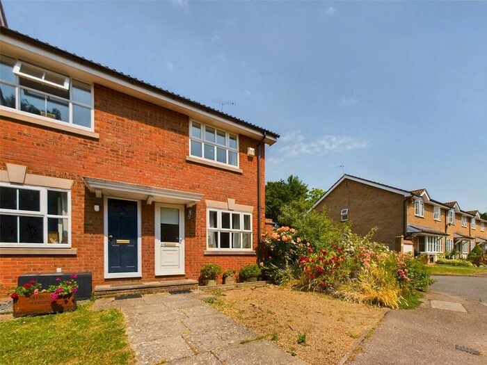 2 Bedroom End Of Terrace House To Rent In Anxey Way, Haddenham, Aylesbury, HP17