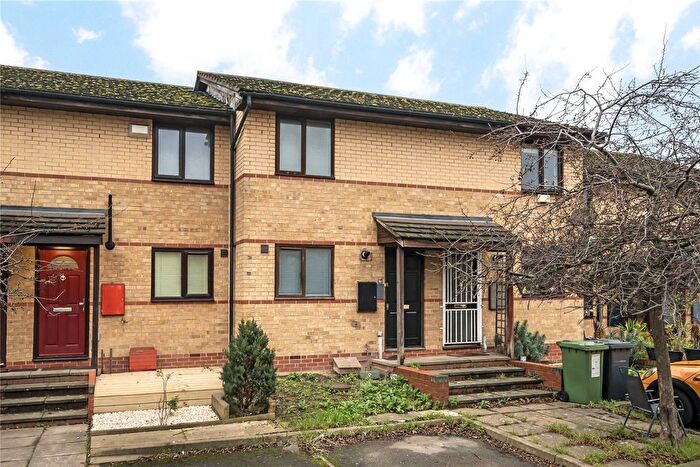 2 Bedroom Detached House To Rent In Foxwell Mews, Brockley, London, SE4