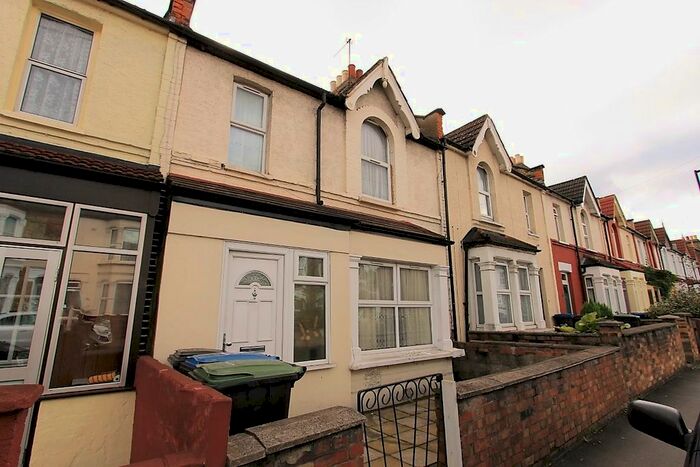 3 Bedroom Terraced House To Rent In Bury Street, Edmonton, London, N9