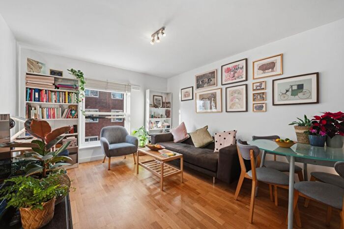 1 Bedroom Flat For Sale In Irvine Court, Whitfield Street, W1T