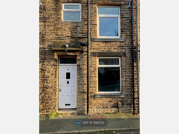 2 Bedroom Terraced House To Rent In Kimberley Street, Brighouse, HD6