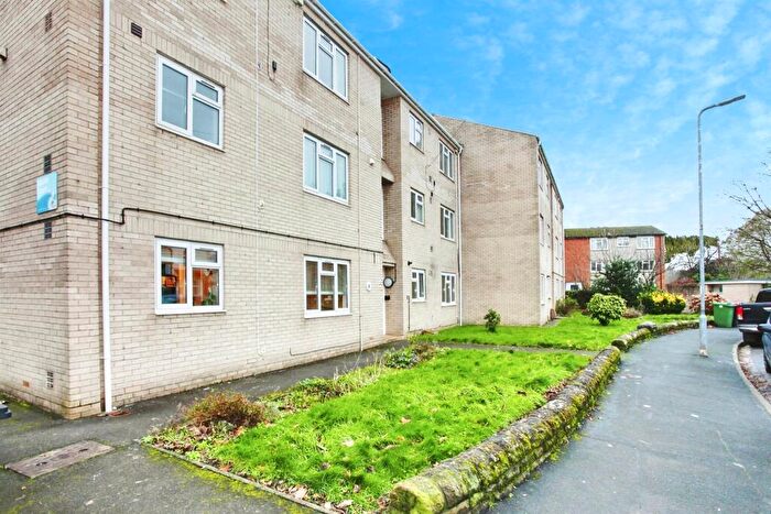 2 Bedroom Apartment For Sale In Hazelhurst Road, Cardiff, CF14
