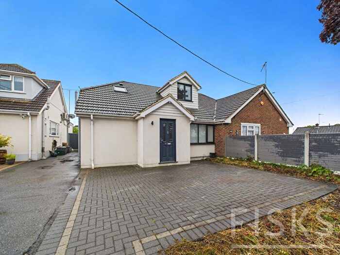 4 Bedroom Chalet For Sale In Church Road, Benfleet, SS7