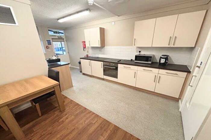 1 Bedroom Flat To Rent In Neston Road Cannell Court, Neston, CH64