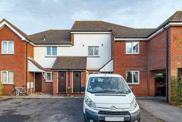 2 Bedroom Apartment To Rent In North Quay, Abingdon Marina, OX14