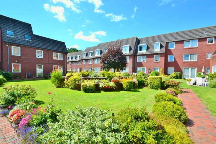 1 Bedroom Flat To Rent In Ferndown, BH22