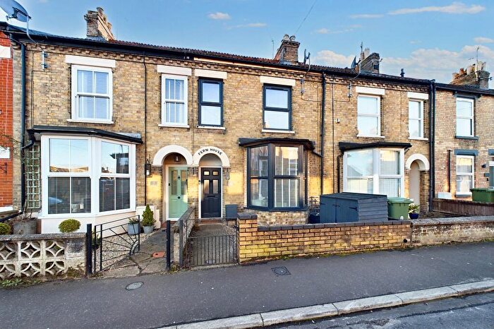 3 Bedroom Terraced House For Sale In Vicarage Road, Thetford, IP24