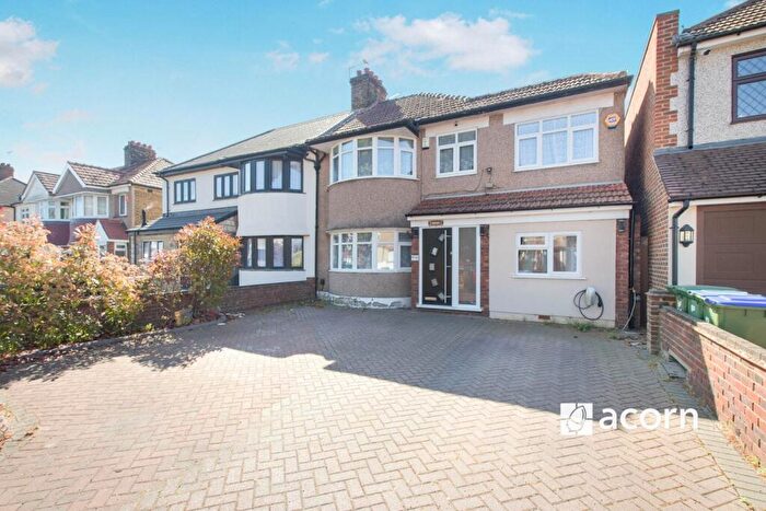 5 Bedroom Semi-Detached House To Rent In Okehampton Crescent Welling, DA16