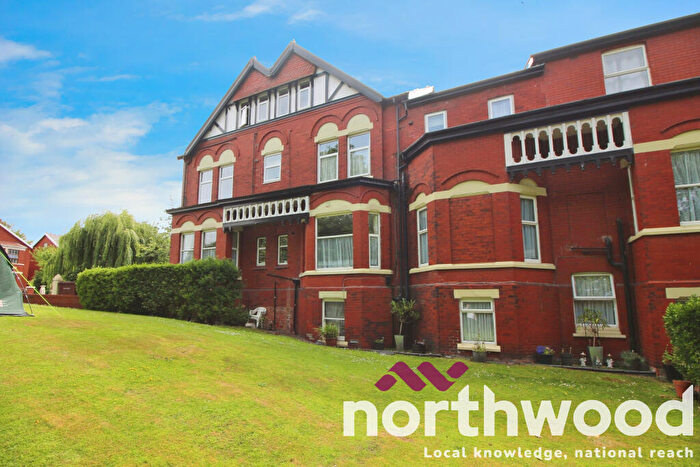 2 Bedroom Flat To Rent In Promenade, Southport, PR9