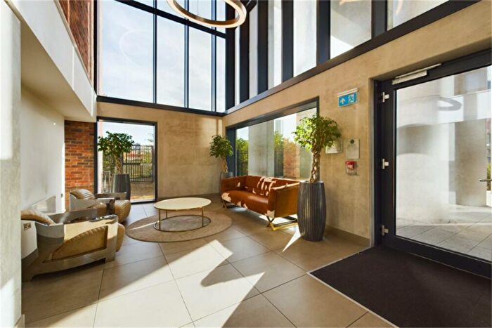 2 Bedroom Flat For Sale In Wilburn Basin, Ordsall Lane, Salford, M5