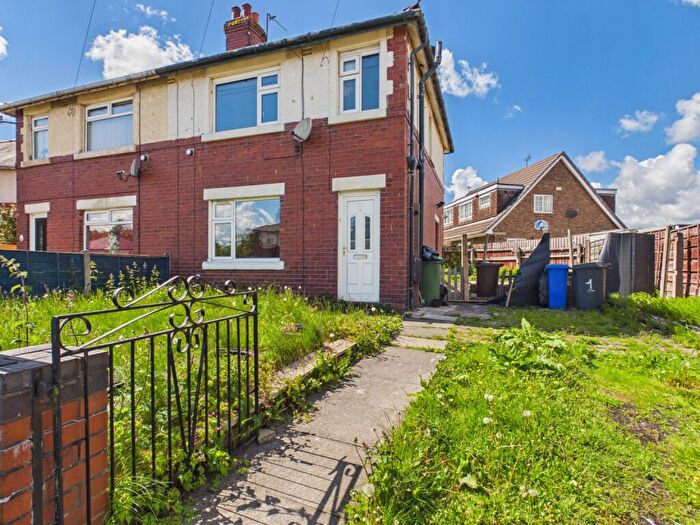 3 Bedroom Terraced House To Rent In Broadbent Avenue Dukinfield, SK16