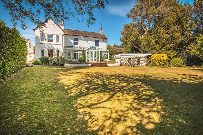 5 Bedroom Detached House For Sale In Park Lane, Littleover, Derby, DE23