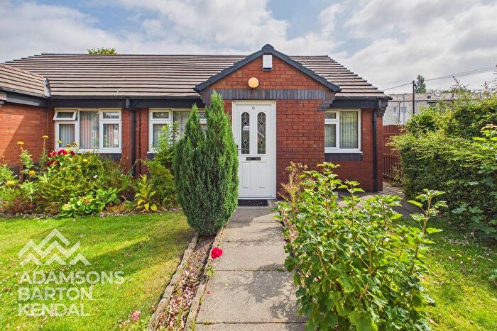 2 Bedroom Bungalow For Sale In Hillhouse Court, Castleton, OL11