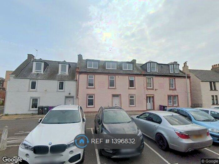 3 Bedroom Terraced House To Rent In Marketgate, Arbroath, DD11