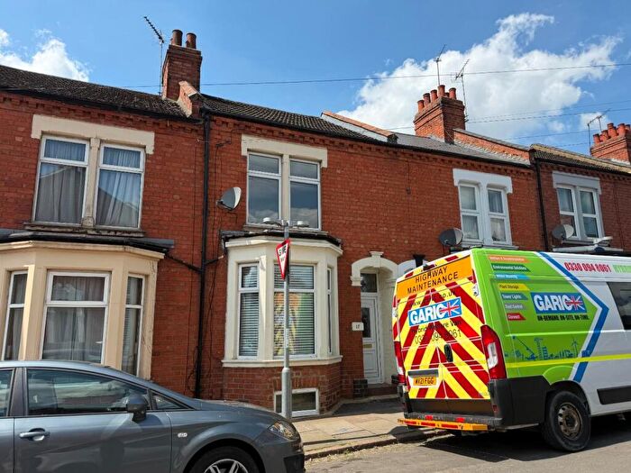 2 Bedroom Terraced House To Rent In Monks Park Road, Abington Northampton, NN1