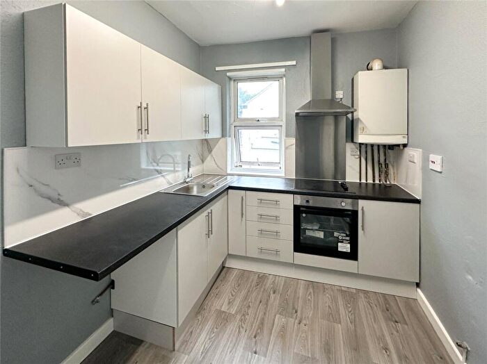 1 Bedroom Apartment To Rent In Southey Street, Nottingham, NG7