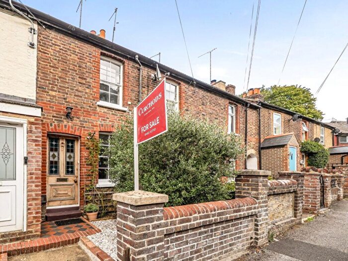 2 Bedroom Terraced House For Sale In Brighton Road, Godalming, GU7
