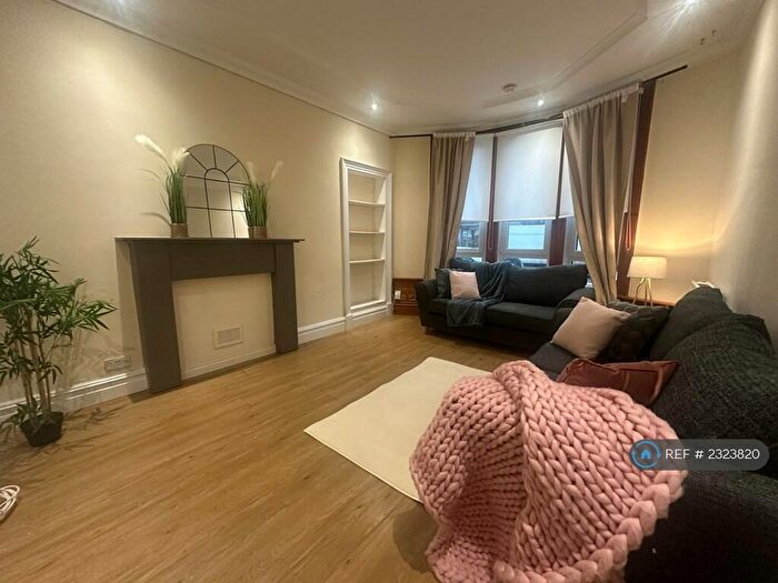 2 Bedroom Flat To Rent In Budhill Avenue, Glasgow, G32