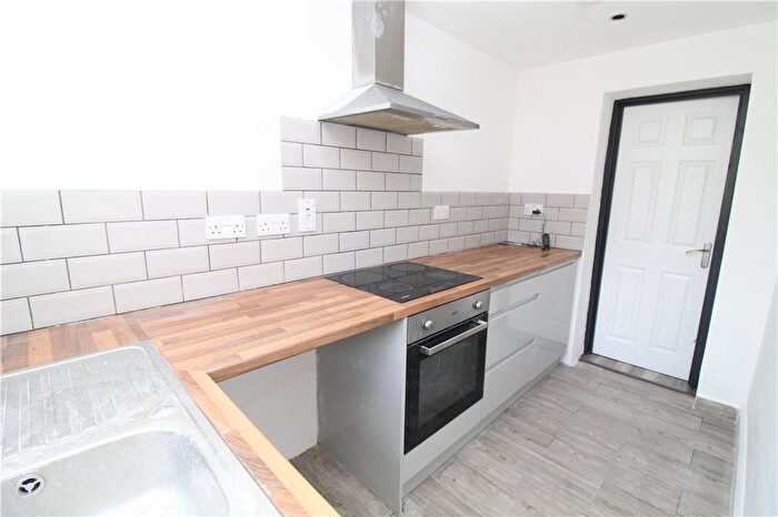 2 Bedroom Flat To Rent In Waddon Road, Croydon, CR0