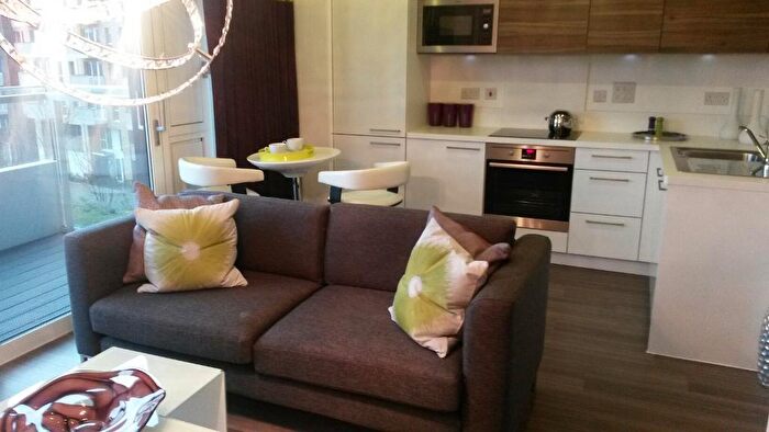 Studio To Rent In Marner Point, Jefferson Plaza, Bromley By Bow, London, E3