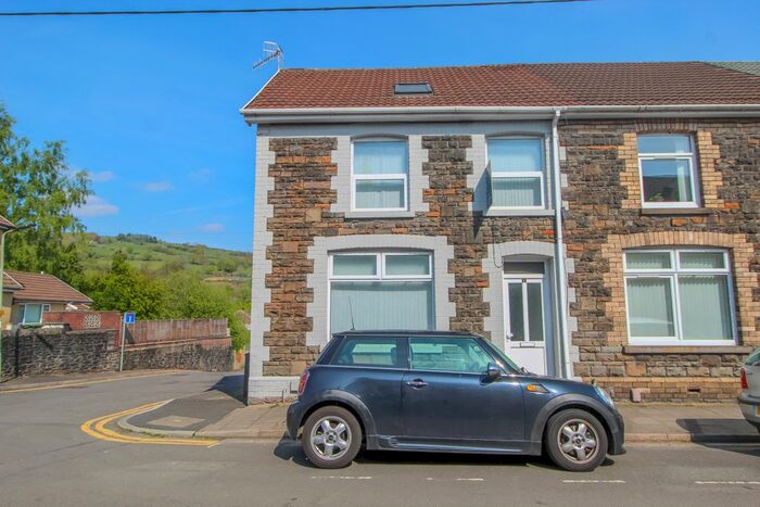 6 Bedroom Property To Rent In Meadow Street, Treforest, Pontypridd, CF37