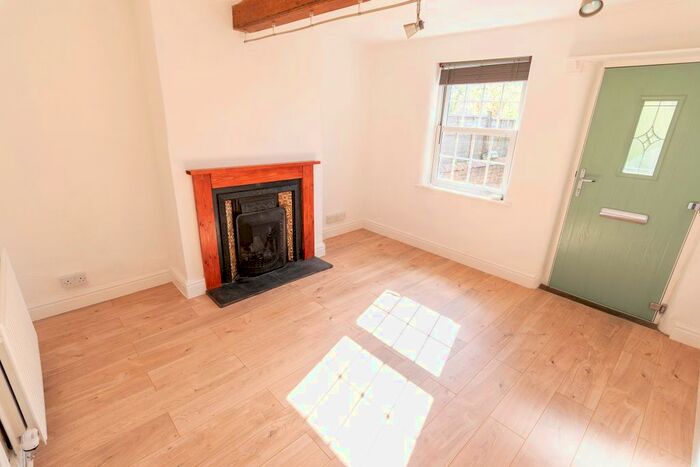 2 Bedroom Cottage To Rent In Westgate, Southwell, NG25