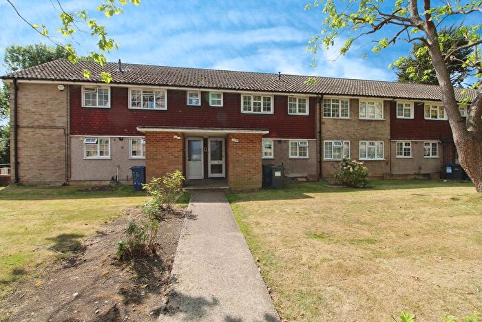 2 Bedroom Maisonette To Rent In Merrion Avenue, Stanmore, HA7
