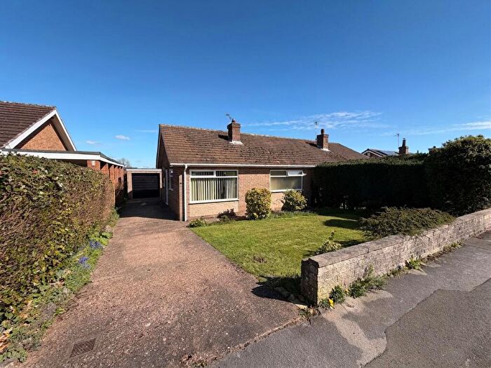 2 Bedroom Semi-Detached Bungalow For Sale In Rockfield Drive, Woodsetts, S81