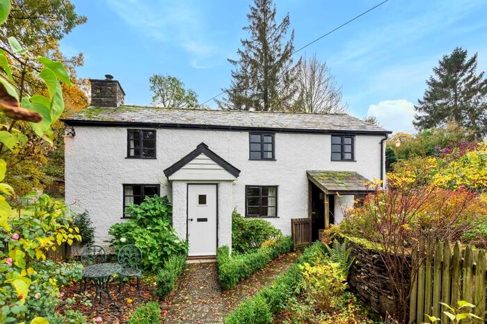 3 Bedroom Cottage For Sale In Glascwm, Hay On Wye LD1