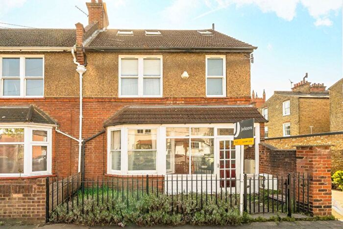 1 Bedroom Flat To Rent In Tranmere Road, Earlsfield, SW18