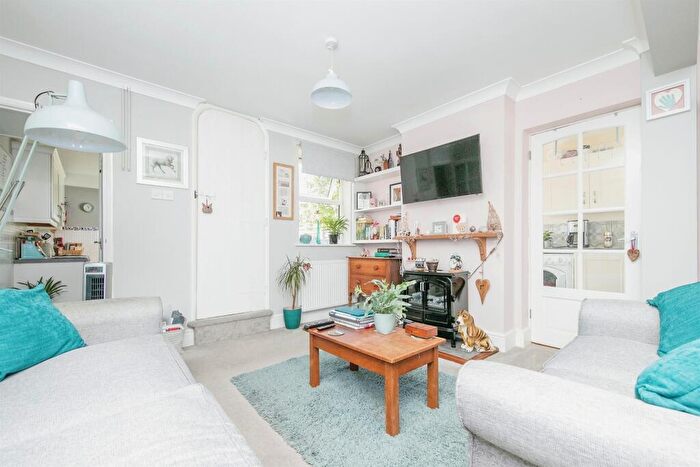 2 Bedroom End Of Terrace House For Sale In Rosehill Road, Ipswich, IP3